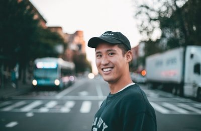五一吃瓜网址：某综艺嘉宾罢录事件内幕，制作方连夜剪辑补拍